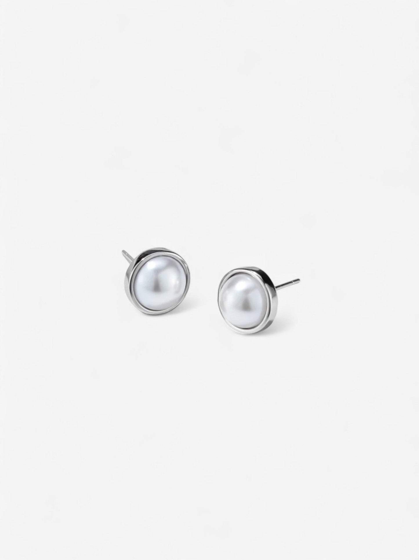 ARETES PEARL SHINE