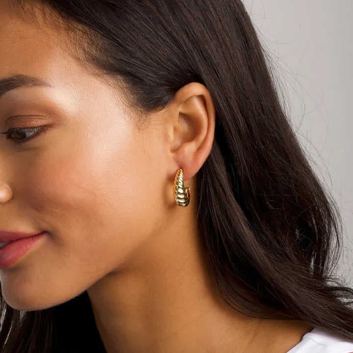 ARETES VINTAGE