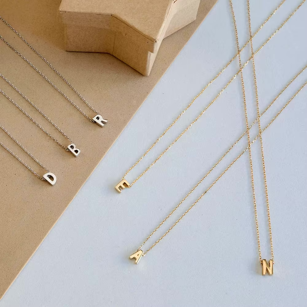 Collar Inicial Mini