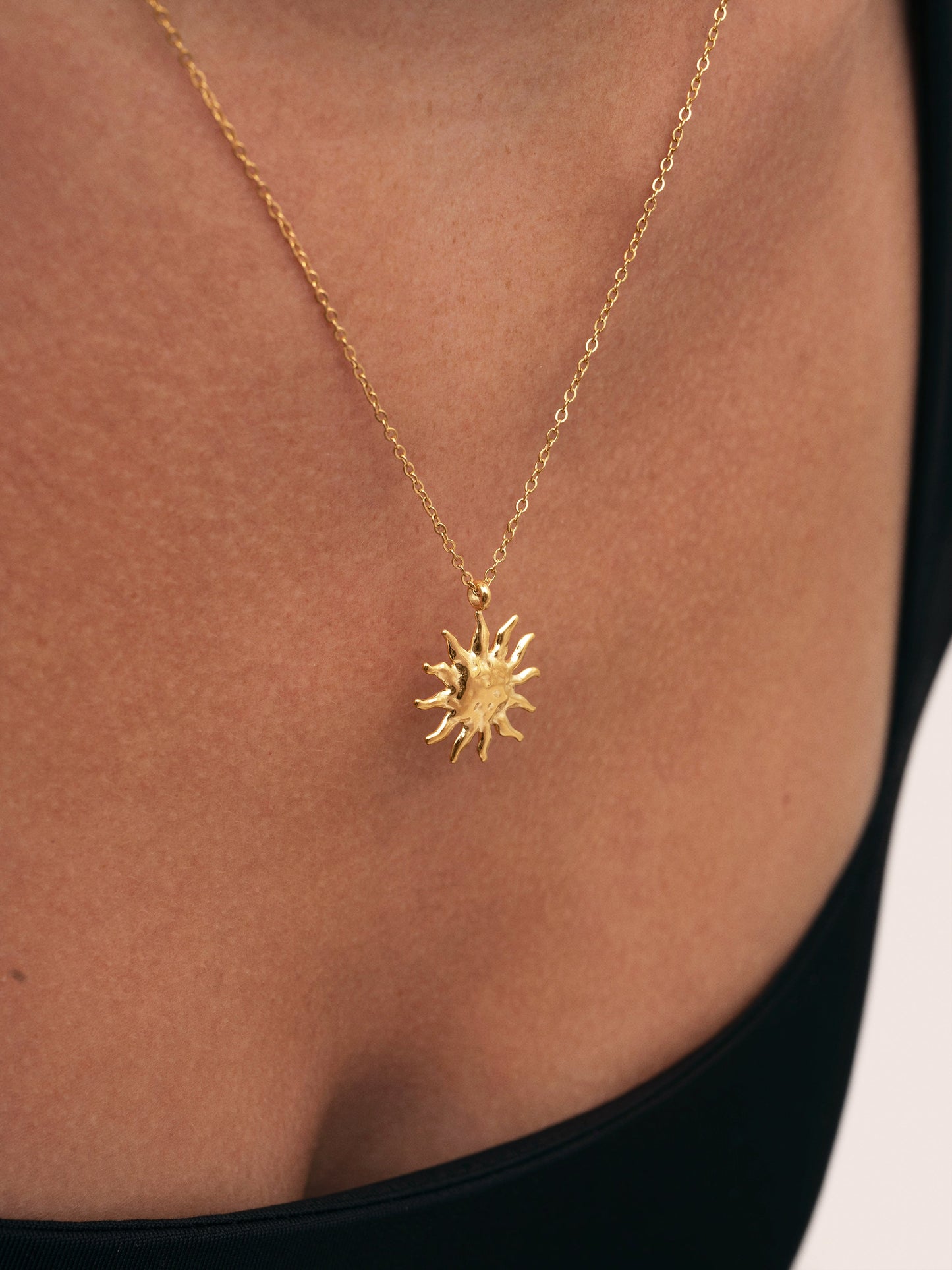 Collar Sun Light Acero Baño Oro
